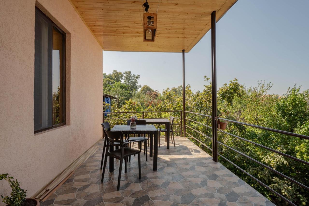 Guest House Gold Телаві Екстер'єр фото